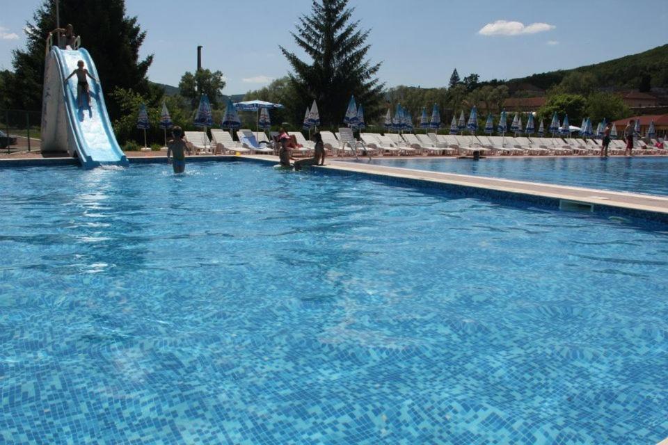 Park Hotel Drjanovo Esterno foto