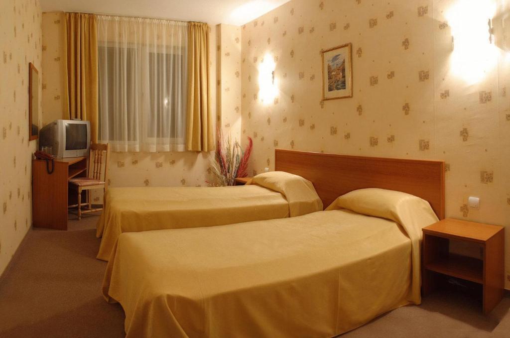 Park Hotel Drjanovo Esterno foto